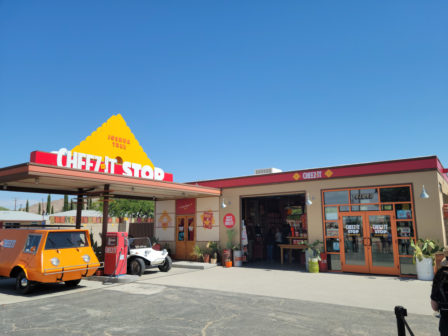 Cheez-It Stop store